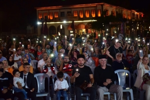 TÜRKÜLERLE ANADOLU GECESİ